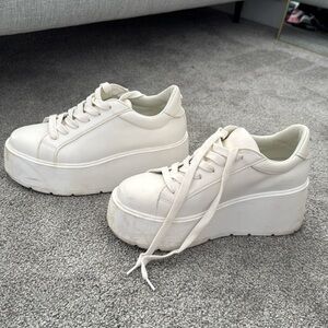 Steve Madden White Platform Sneakers W 8